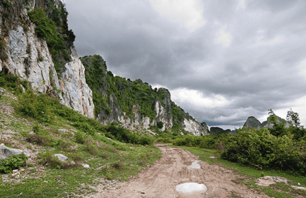 Phnom KChnor in kampot
